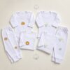 Lot de 2 Ensembles Bébé – Douceur & Confort 🤍🦁🌼
