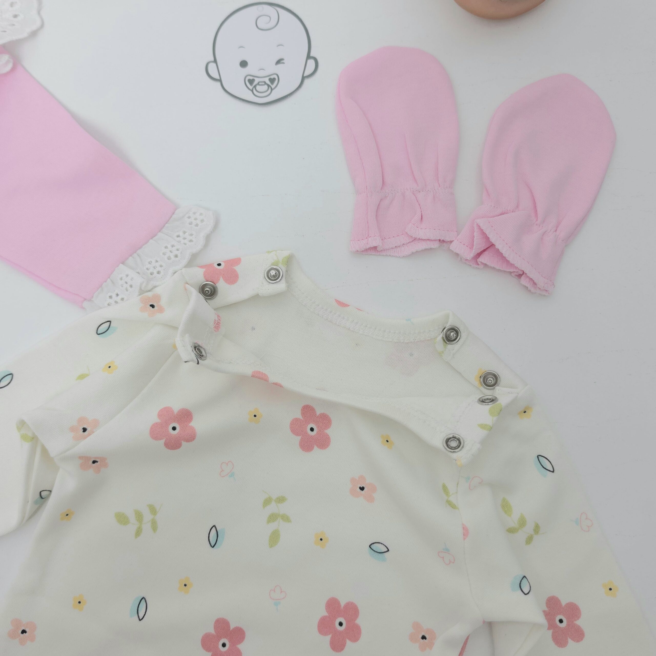 Ensemble Naissance Fille 0.3mois - 100% Coton – Coffret Bébé 8 Pièces - Image 5